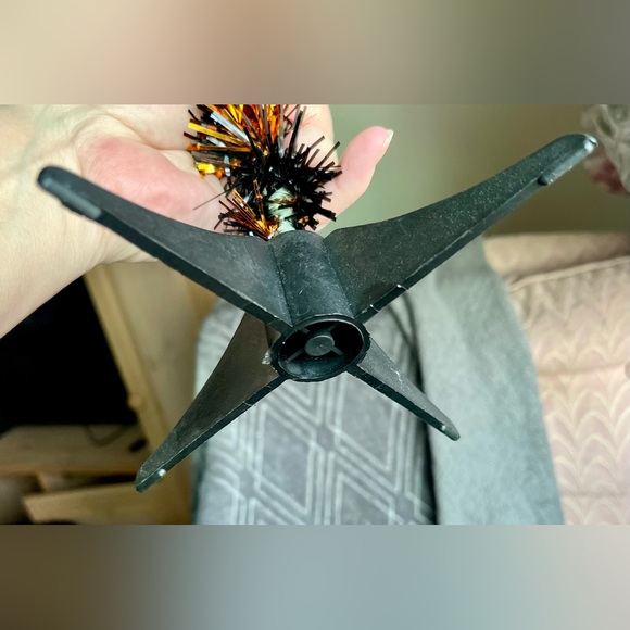 Halloween (NWT) tinsel tree 3 orange -1 black/orange 22” H - home decor - Picture 12 of 17